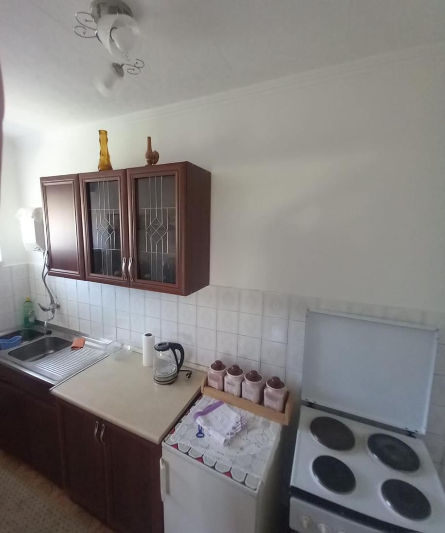 Stan Uljarevic Apartment Bileca Ngoại thất bức ảnh